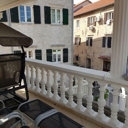 Apartments Sovran Vila Marija Prčanj 외부 사진